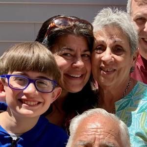 Meet your Posher, Suzanne